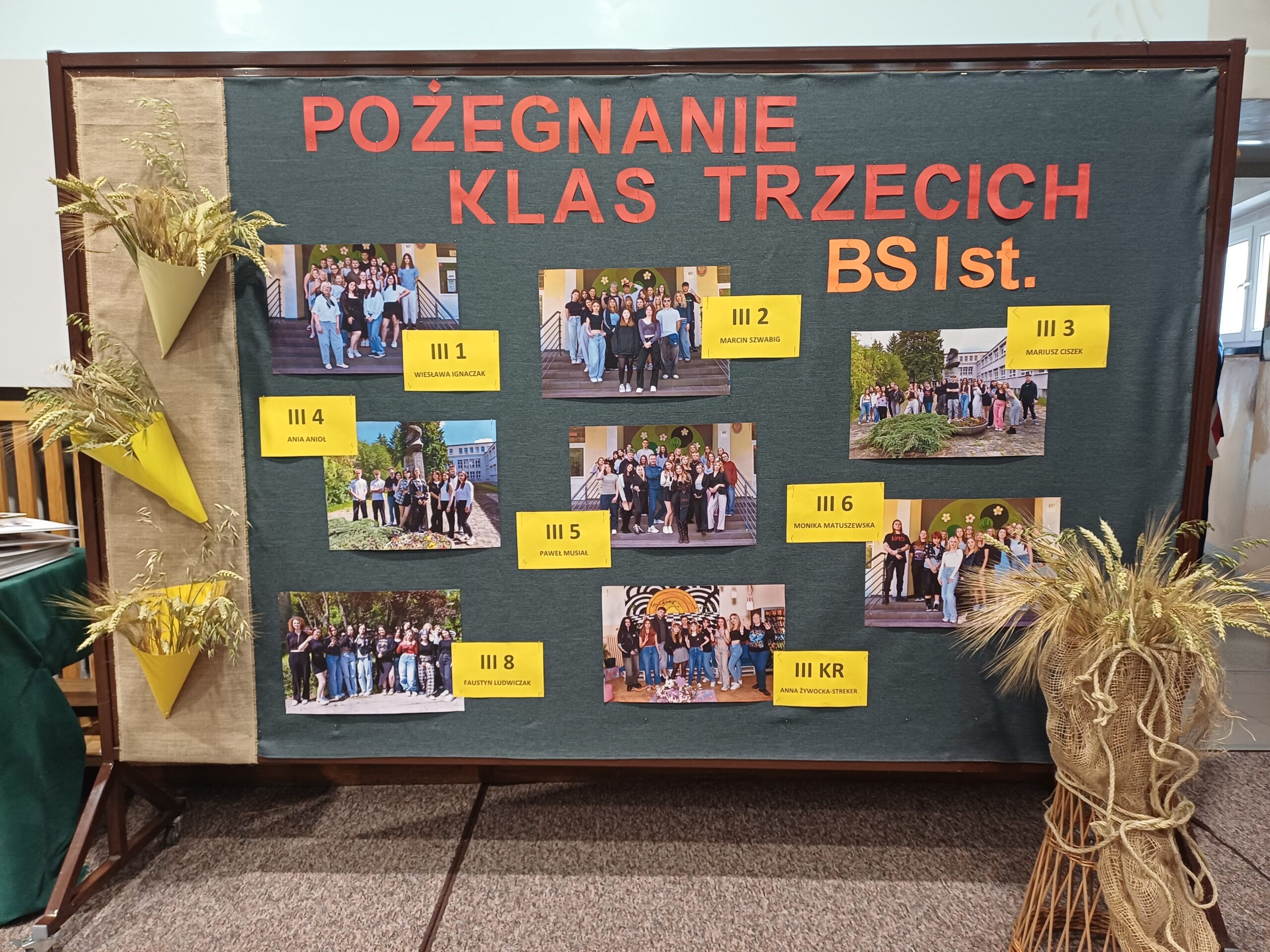 POŻEGNANIE KLAS TRZECICH BS I st.