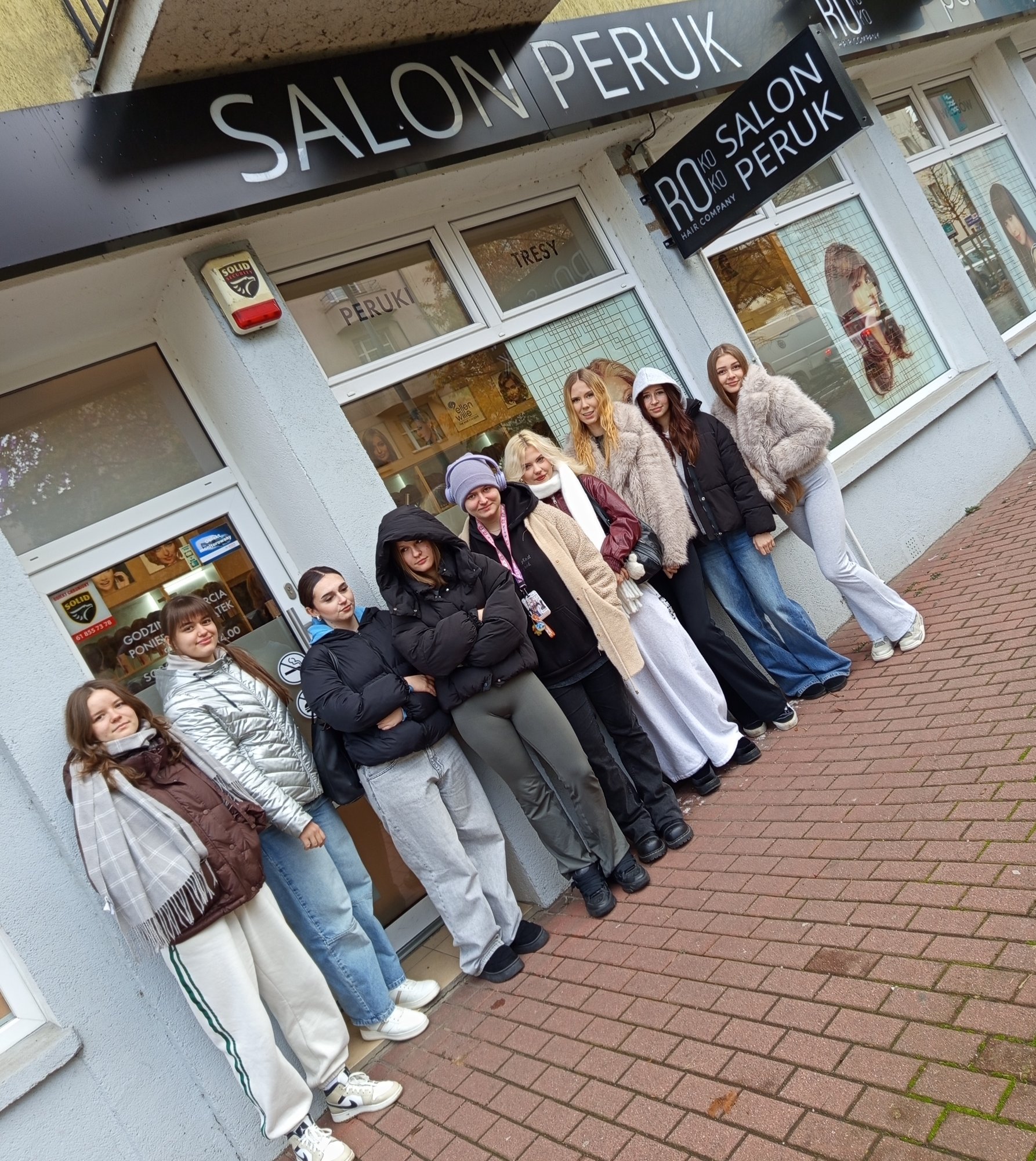 Salon peruk Rokoko w Poznaniu.