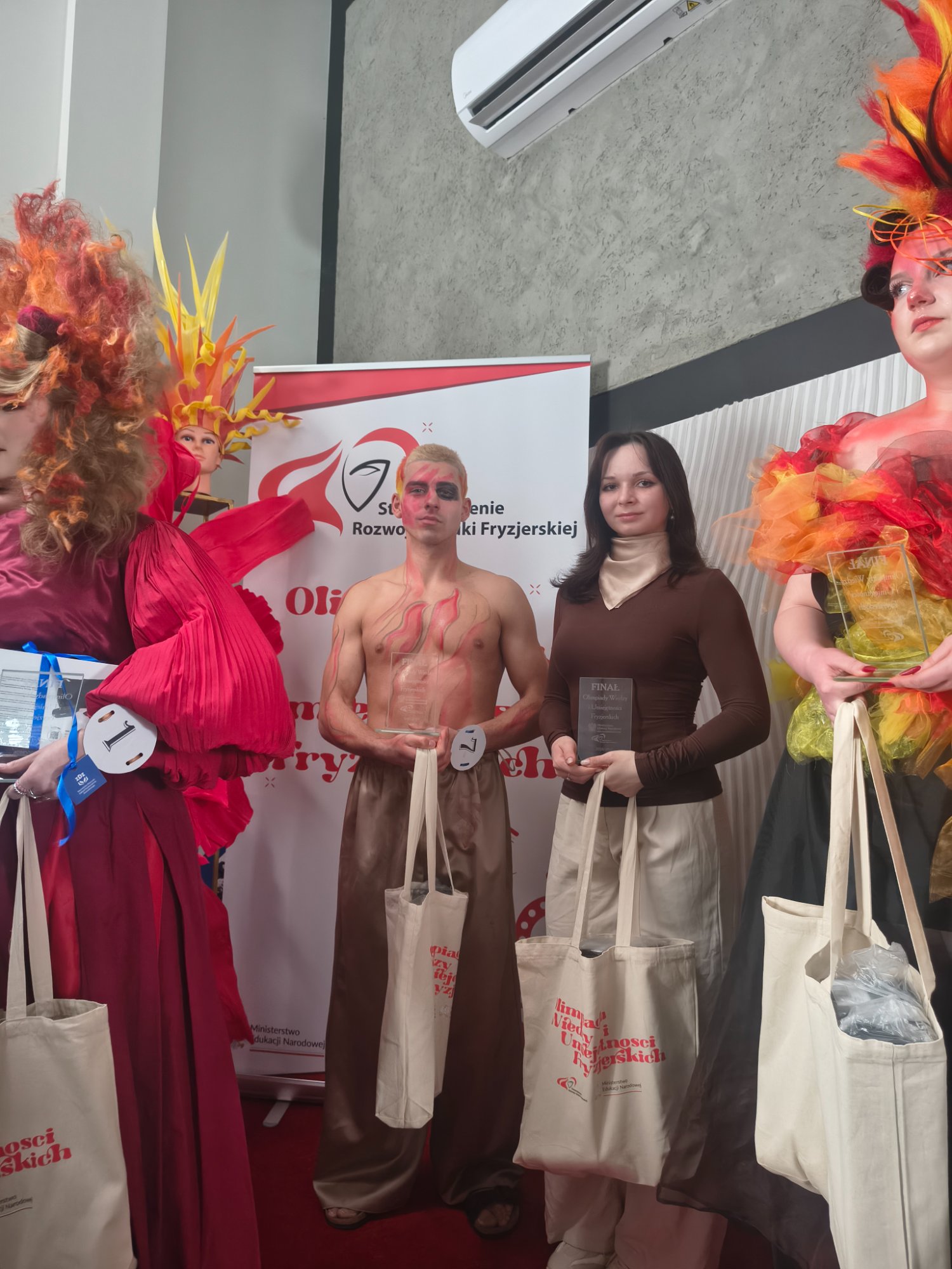 Udział w Olimpiadzie Wiedzy i Umiejętności Fryzjerskich w Olsztynie.